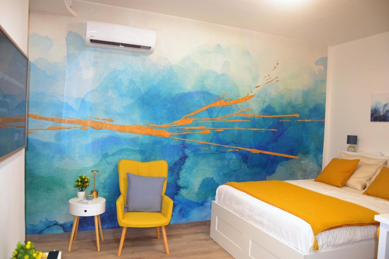 Room&Chiaia เนเปิลส์ ภายนอก รูปภาพ